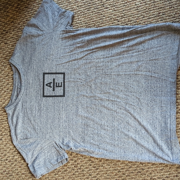 American eagle outfitters tshirt